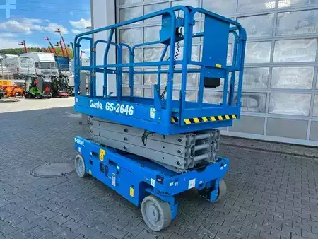 Nacelle à ciseaux 2022  Genie GS-2646 / nur 161h / 2022 / Arbeitshöhe: 10m (10)