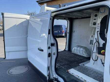 Plošina na nákladním automobilu 2015  Renault Trafic dCi 120 L1H1 / TIME France ETL 21 8m (12)