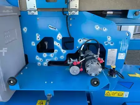 Nacelle articulée 2024  Genie Z-45/25J DC / nur 3h / Arbeitshöhe 15,9m (17)
