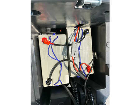 Balayeuse 2025  Kremer KR FR 70 Opzit Schrobmachine (13)