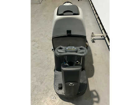 Balayeuse 2025  Kremer KR FR 70 Opzit Schrobmachine (6)