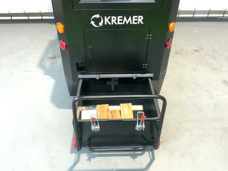 Lakaisusukoneet 2025  Kremer KRS 100 veegmachine met cabine (19)