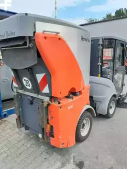Street Sweeper  Hako CITYMASTER 600 (3)