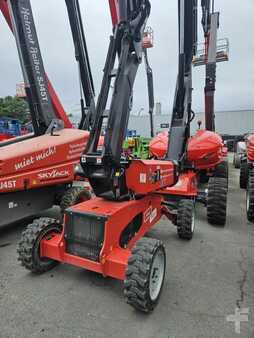 Nacelle télescopique  Manitou ManGO12 4x4 (8)