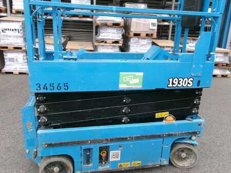 Scissor lift  Sinoboom GTJZ0608S (1)