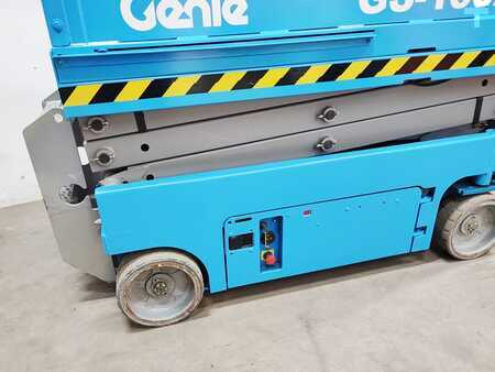 Scissor lift 2010 Genie GS1532 (12)