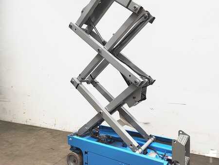 Scissor lift 2010 Genie GS1532 (3)