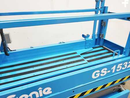 Scissor lift 2010 Genie GS1532 (9)