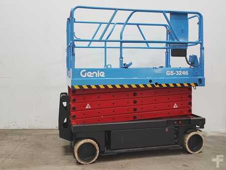 Plataforma Tijera 1999  Genie GS3246 (3)