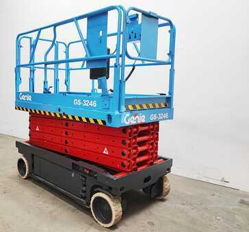 Plataforma Tijera 1999  Genie GS3246 (7)