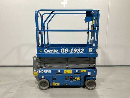 Scissors Lifts 2022  GENIE GS-1932 (1)