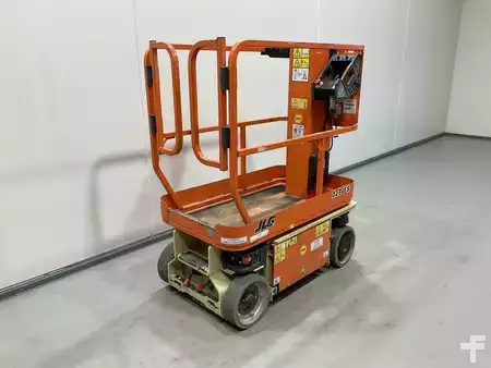 Schaarhoogwerker 2017  JLG 1230ES (2)