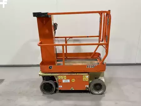 Schaarhoogwerker 2017  JLG 1230ES (3)