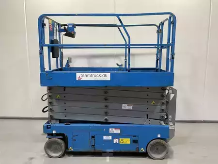 Piattaforme aeree a pantografo 2015  Genie GS-4047 (4)