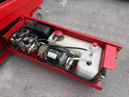 Scherenarbeitsbühne 2021  [div] XE 100C (12)