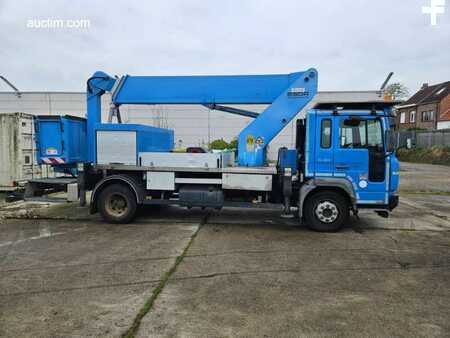 Kamion emelvény 2006 Volvo FL6L 11.19 Voorzien van hoogtewerker ESDA (3)