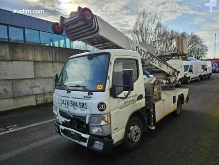 Bucket truck 2021  Mitsubishi Fuso Canter meubellift (1)