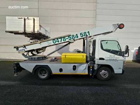 Bucket truck 2021  Mitsubishi Fuso Canter meubellift (7)