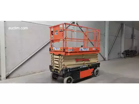 Piattaforme aeree a pantografo 2019  JLG 4045R (1)