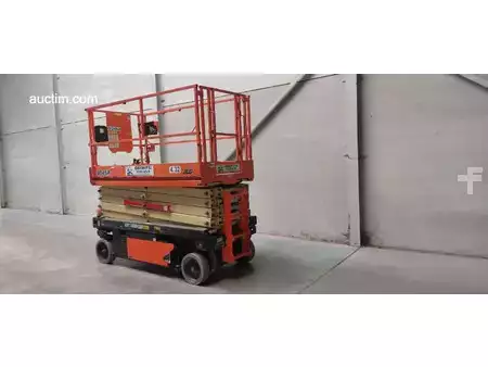 Piattaforme aeree a pantografo 2019  JLG 4045R (5)