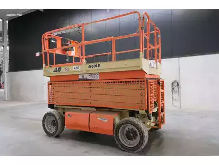 Scissor lift 2015  JLG 4069LE (14)