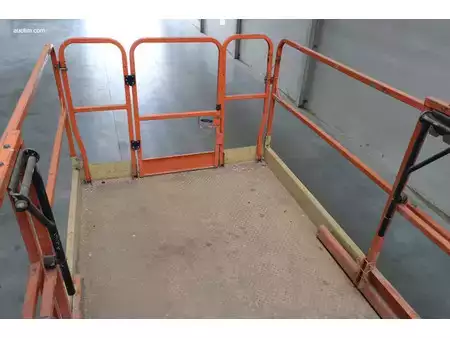 Scissor lift 2015  JLG 4069LE (34)