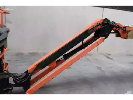 Annet 2017  JLG 460SJ (4)