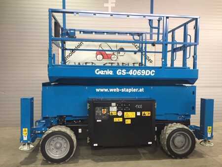 Saksinostimet 2022 Genie GS-4069 DC (1)