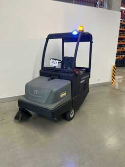 Feje/sugemaskiner 2020  Kärcher KM 105/180 R Bp Pack Classic (1)