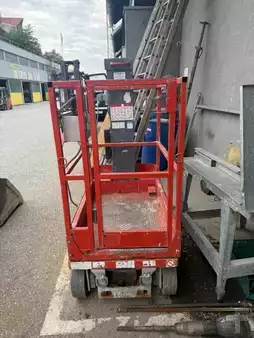 Teleszkópemelvény 2010  Skyjack SJ 12 (2)