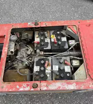 Teleszkópemelvény 2010  Skyjack SJ 12 (5)