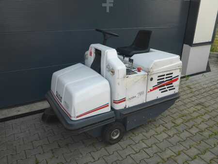 Veegmachine 2008  Dulevo 1100 EH (6)