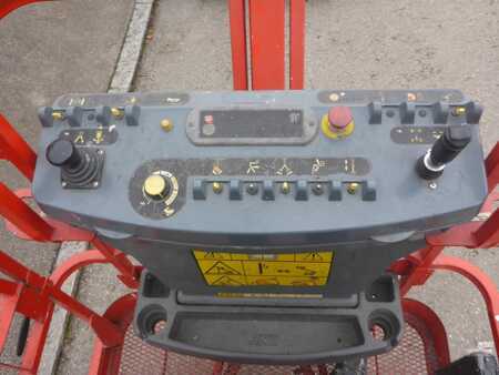 Kloubová pracovní plošina 2010  JLG JLG E300 AJP (5)