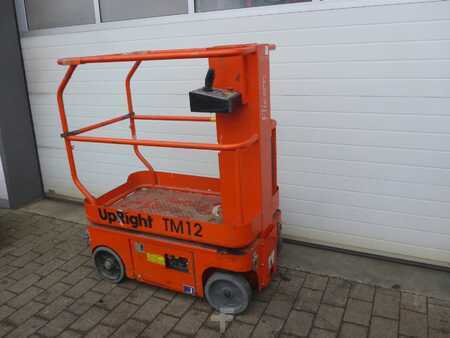 Kolmo zvedaná plošina  Upright  (4)