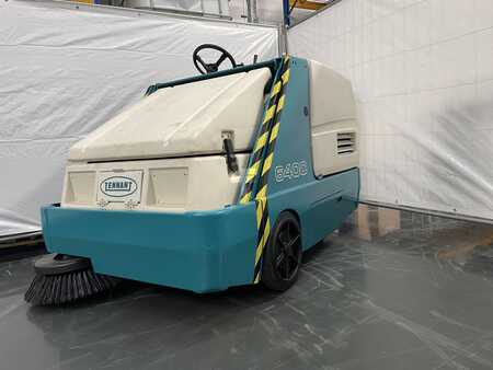 Seprő-szívó berendezés / gép 2012 Tennant 6400 E (1)