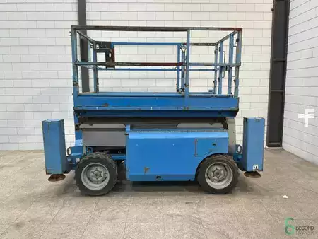 Ostatní 2007  Genie GS-3268 (1)