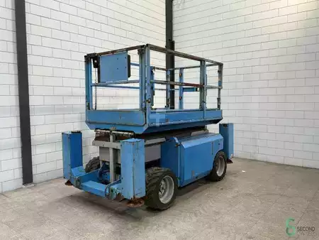 Ostatní 2007  Genie GS-3268 (3)