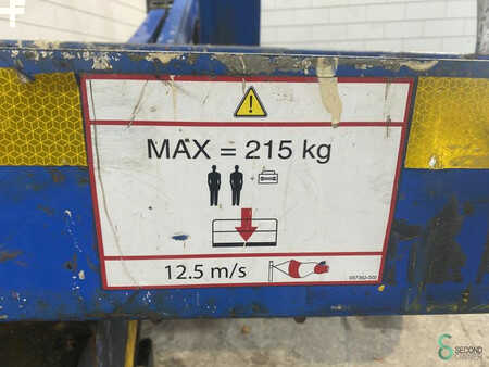 Autres 2005  UpRight AB38 (14)