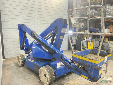 Autres 2005  UpRight AB38 (3)