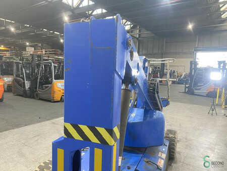 Autres 2005  UpRight AB38 (5)