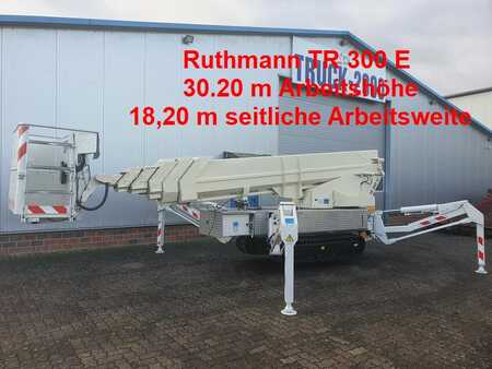 Ruthmann Arbeitsbühne 30.40 m / seitlich 18.90 m