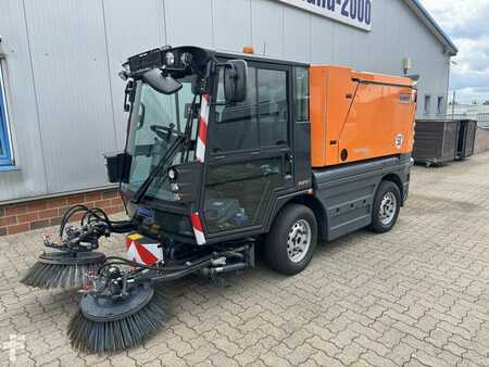 Ride On Vacuum Sweeper 2019  Schmidt Swingo 200+ Compact inkl. Hochdruckreiniger (6)