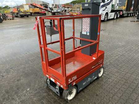 Speciale hoogwerker 2014  Skyjack SJ16 (4)