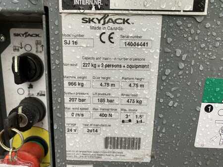 Speciale hoogwerker 2014  Skyjack SJ16 (9)