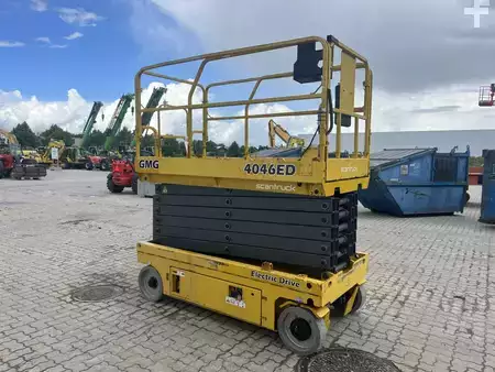 Piattaforme aeree a pantografo 2019  GMG 4046-ED (4)