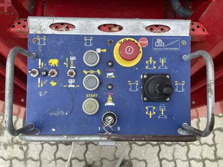 Pracovní plošina s nůžkovým zdvihem 2016  PB S225-12ES (3)