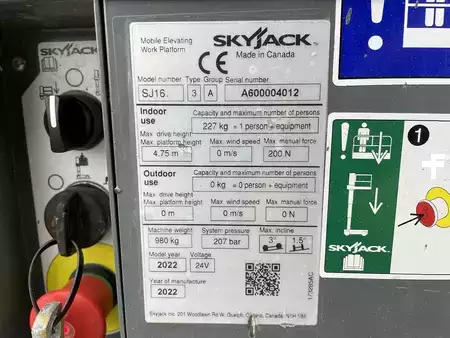 Speciális készülékek 2022  Skyjack SJ16 (10)