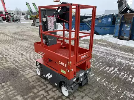 Apparecchiature speciali 2022  Skyjack SJ16 E (5)