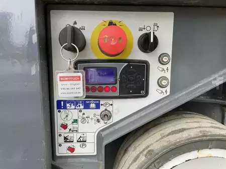 Apparecchiature speciali 2022  Skyjack SJ16 E (9)