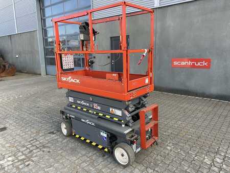 Saksinostimet 2022  Skyjack SJ3219 (2)